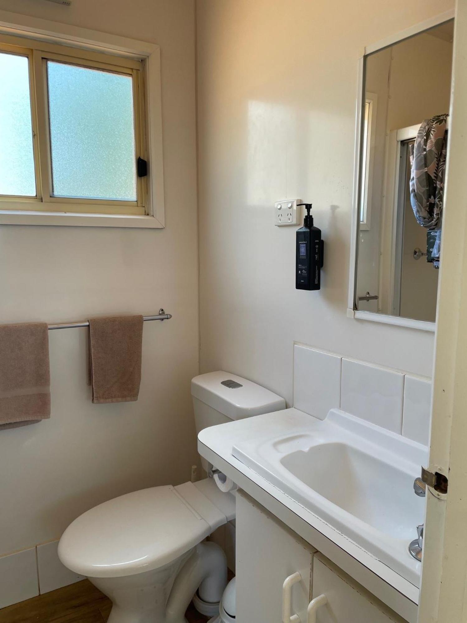 Cobar Caravan Park 外观 照片