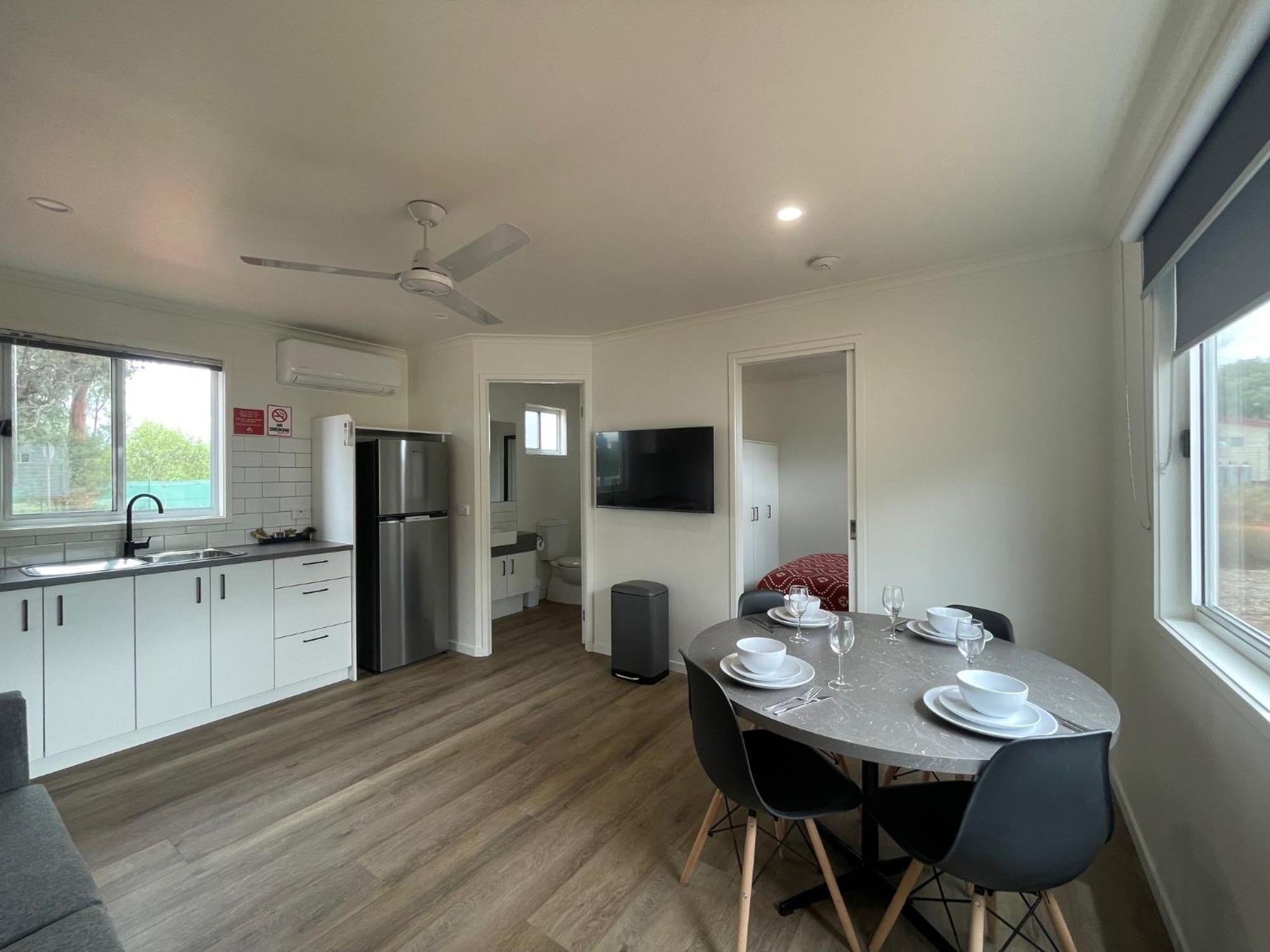 Cobar Caravan Park 外观 照片